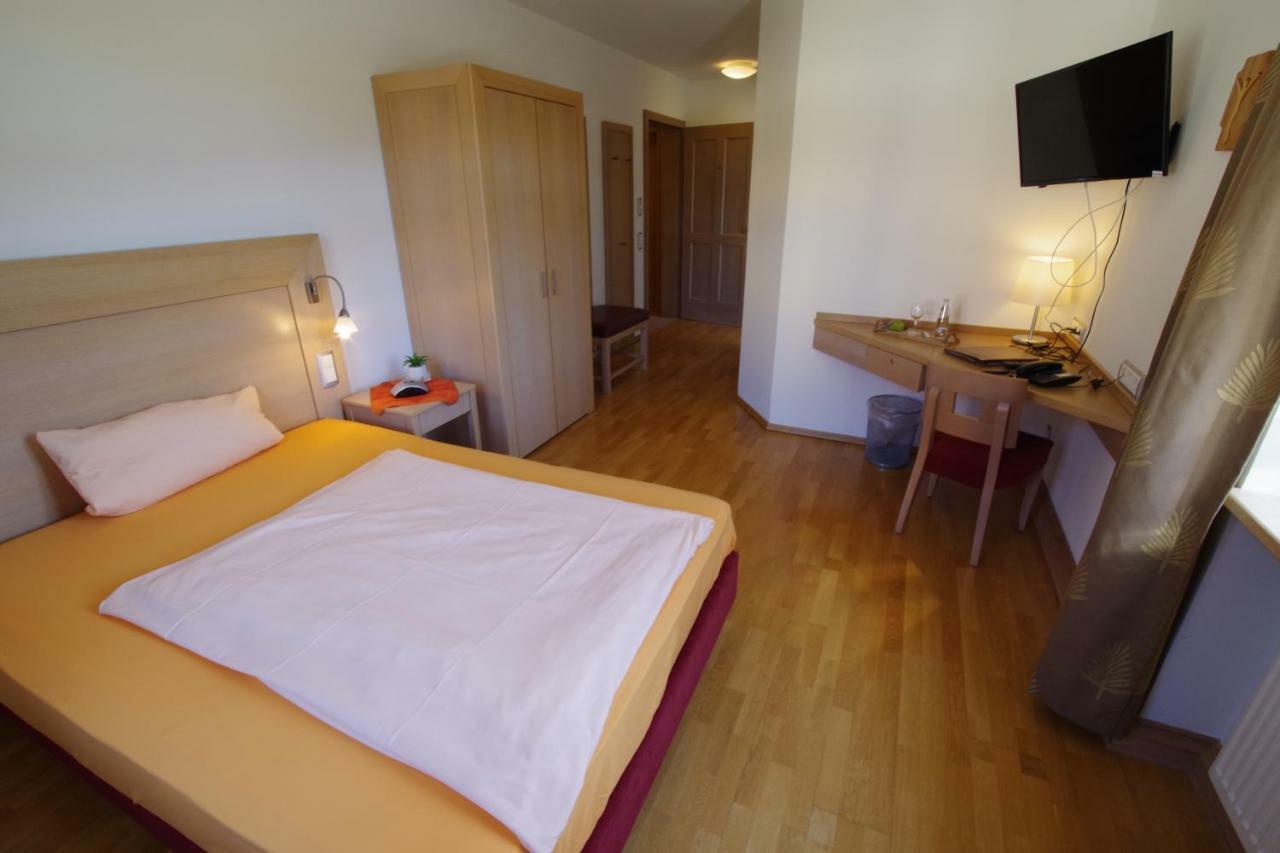 Hôtel Klostergasthof à Münnerstadt Extérieur photo